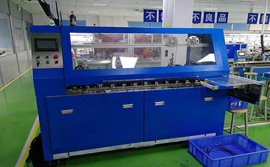 自動(dòng)裁線分扭2股編織激光去鋁箔機(jī) 自動(dòng)裁線分扭2股編織激光去鋁箔機(jī)